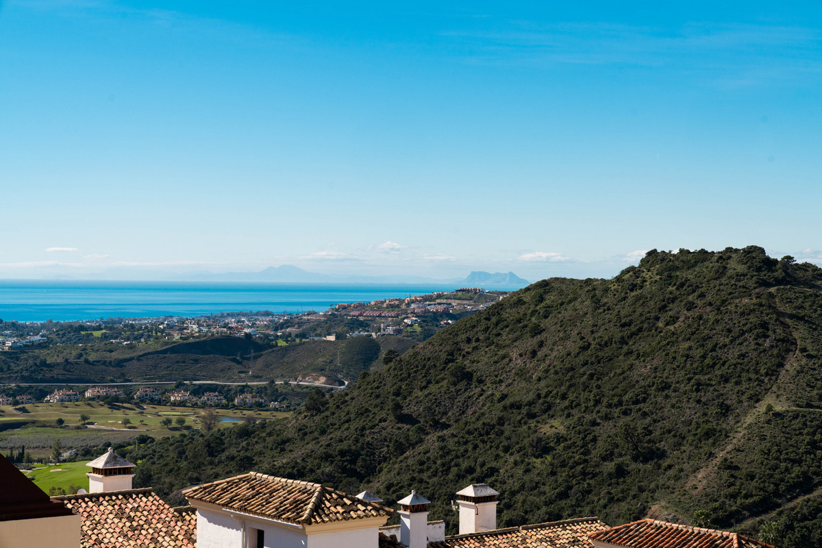 5c94323fdd3a88f479578587a0e5b63a - 30