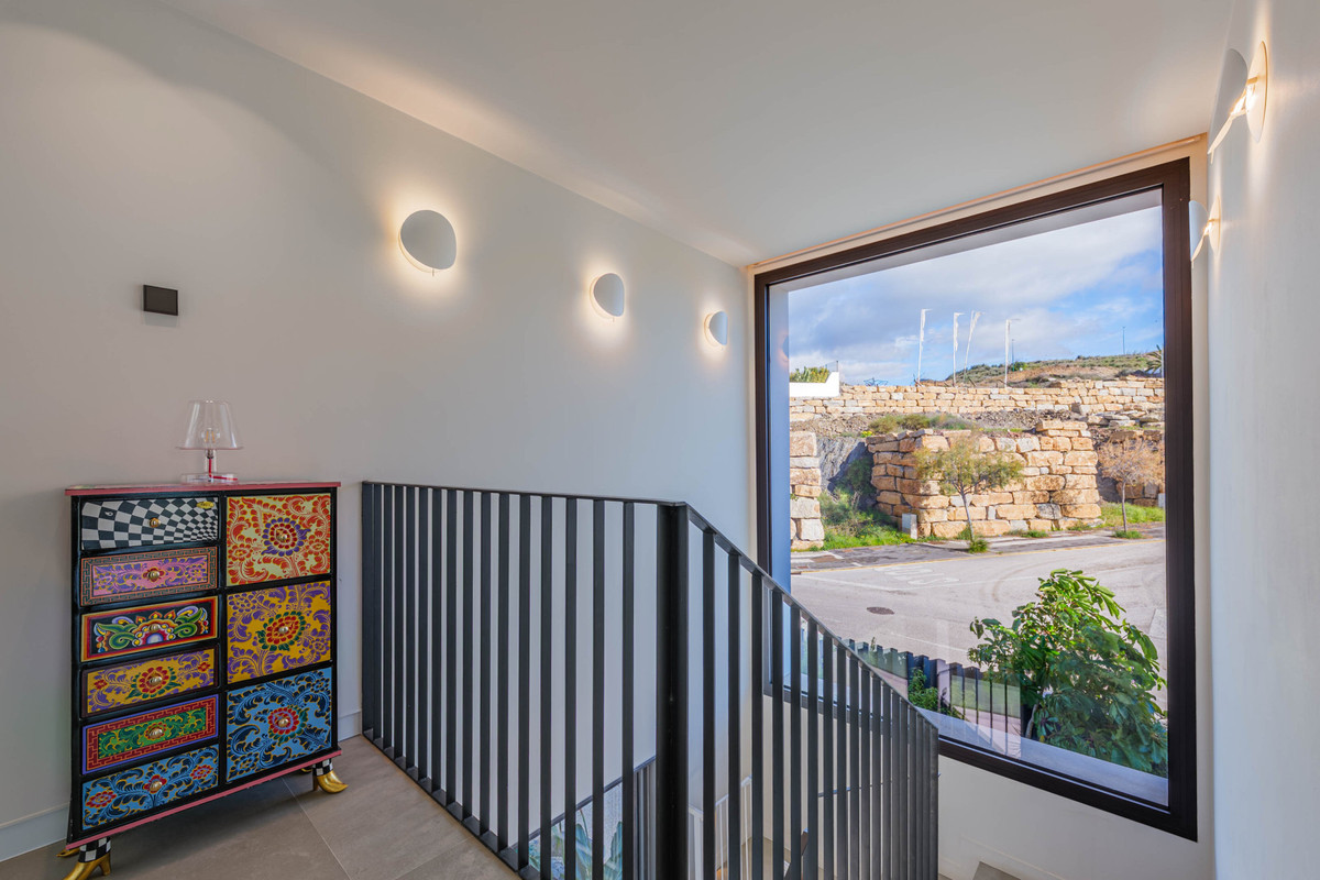 5d229a90f3c5b578ffa47bf80f1849dc - 22