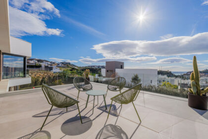 5d229a90f3c5b578ffa47bf80f1849dc - 24