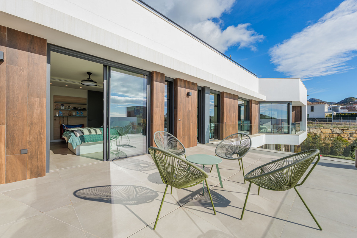 5d229a90f3c5b578ffa47bf80f1849dc - 25