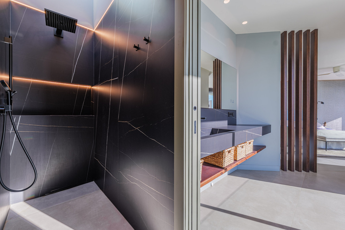 5d229a90f3c5b578ffa47bf80f1849dc - 32