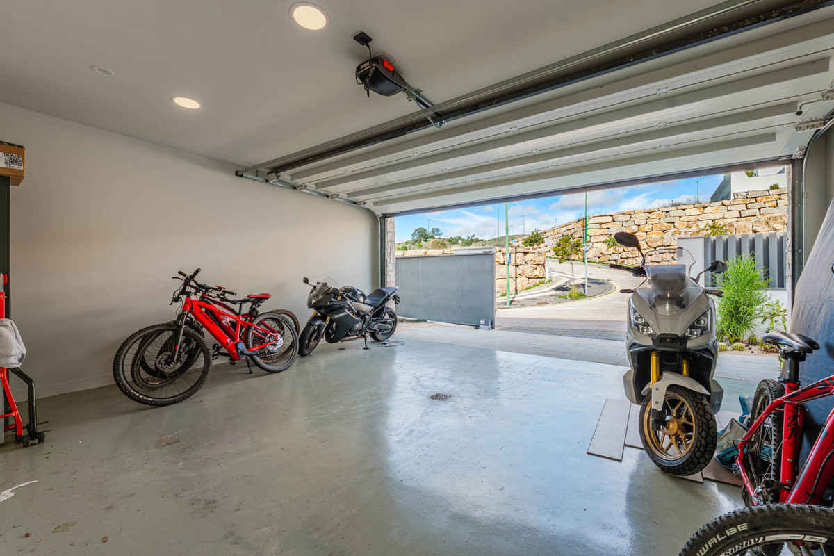 5d229a90f3c5b578ffa47bf80f1849dc - 44