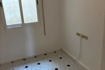 5dd1bf7b25bd49e62c7cd278d17c7d0c - 10