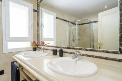 5dd2819a2a8e5ee44d689a7d36cbb565 - 11