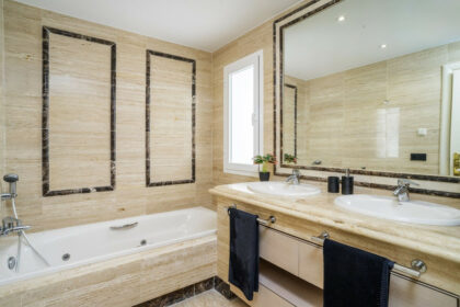 5dd2819a2a8e5ee44d689a7d36cbb565 - 14