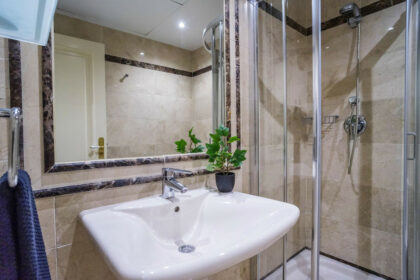 5dd2819a2a8e5ee44d689a7d36cbb565 - 3