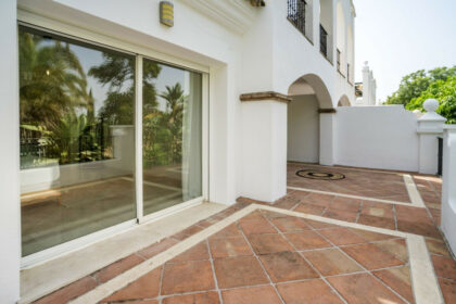 5dd2819a2a8e5ee44d689a7d36cbb565 - 37