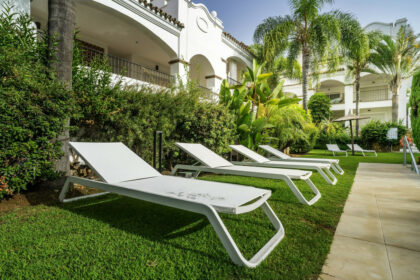 5dd2819a2a8e5ee44d689a7d36cbb565 - 54