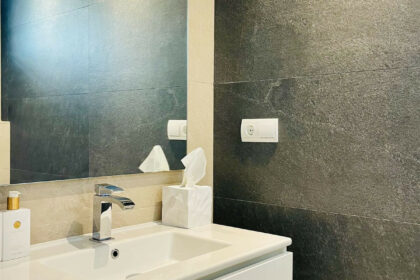 5dde072379db00f64bed5605e792d549 - 4