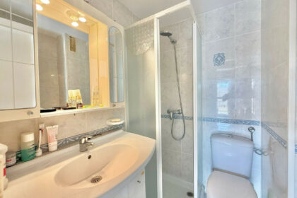 5e43bf5e1da9e32906d546db3c702fcf - 7