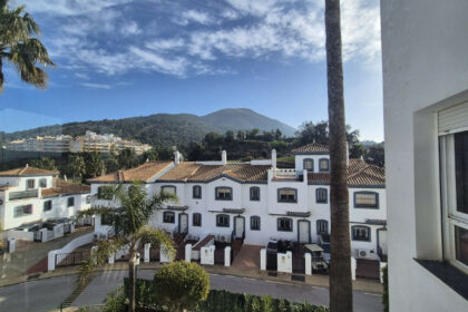 5f1815d4233b3730a360f07b7b28008b - 32