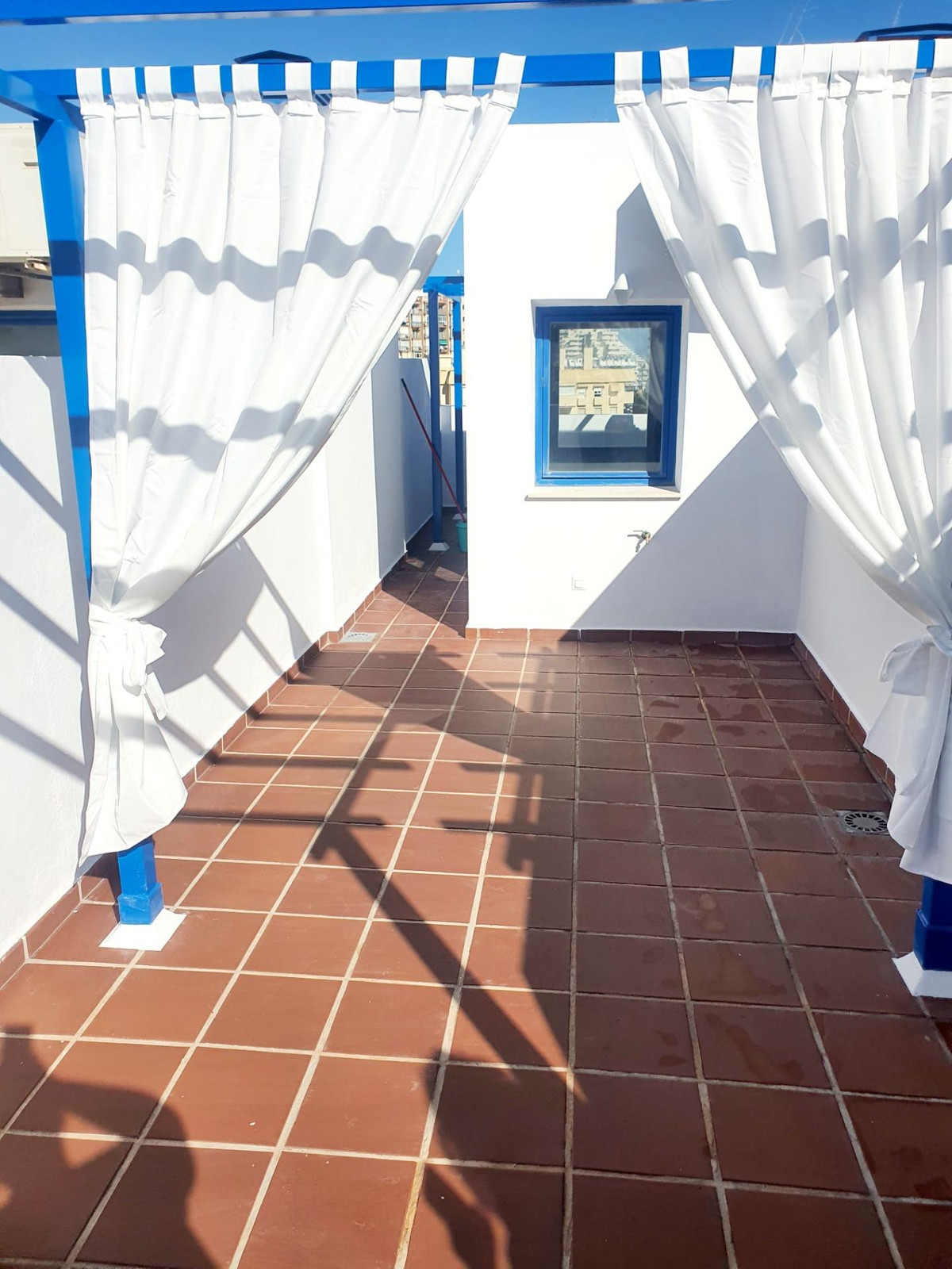 5f6d67df6d2b8f7f65f03fe3ccfd3b91 - 14