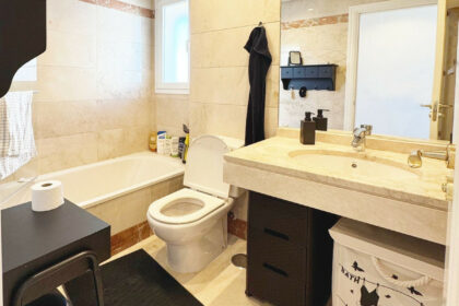 603dfba5ed6f54bbeeedc2d74cd21741 - 10