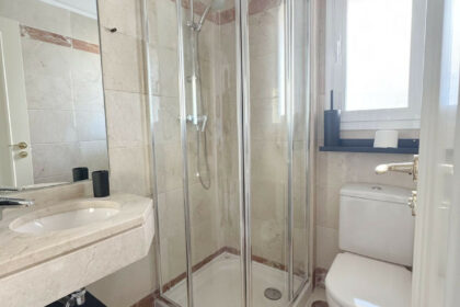 603dfba5ed6f54bbeeedc2d74cd21741 - 11