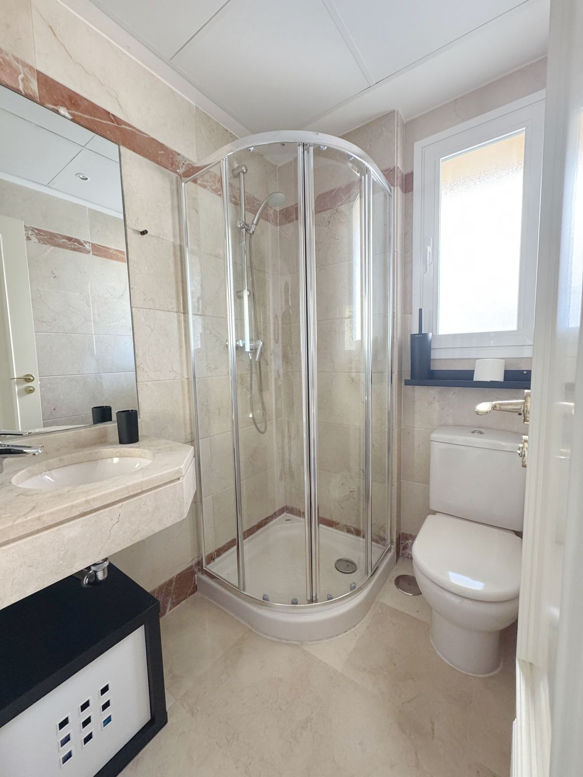 603dfba5ed6f54bbeeedc2d74cd21741 - 11