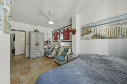 6189b1c65d207fd092706cf2df1f9ce2 - 15