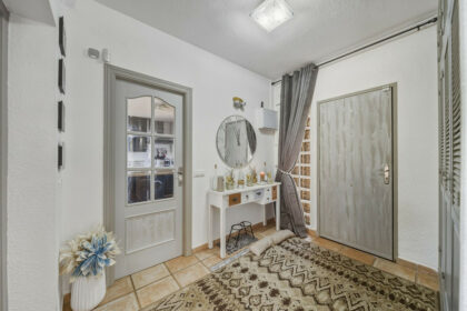 6189b1c65d207fd092706cf2df1f9ce2 - 5