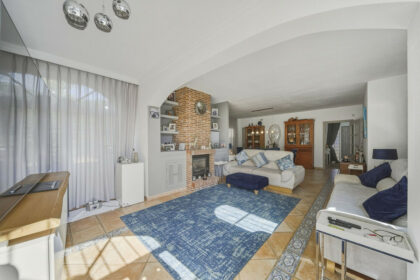 6189b1c65d207fd092706cf2df1f9ce2 - 7