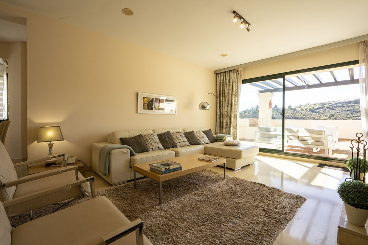 61b35992056058475afd655c2b21a0cf - 17