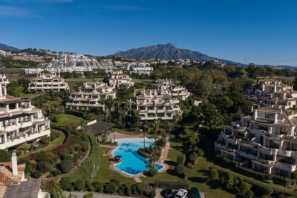 61b35992056058475afd655c2b21a0cf - 29