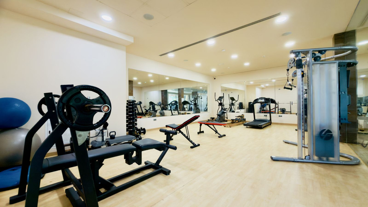 61b35992056058475afd655c2b21a0cf - 33