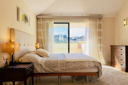 61b35992056058475afd655c2b21a0cf - 4