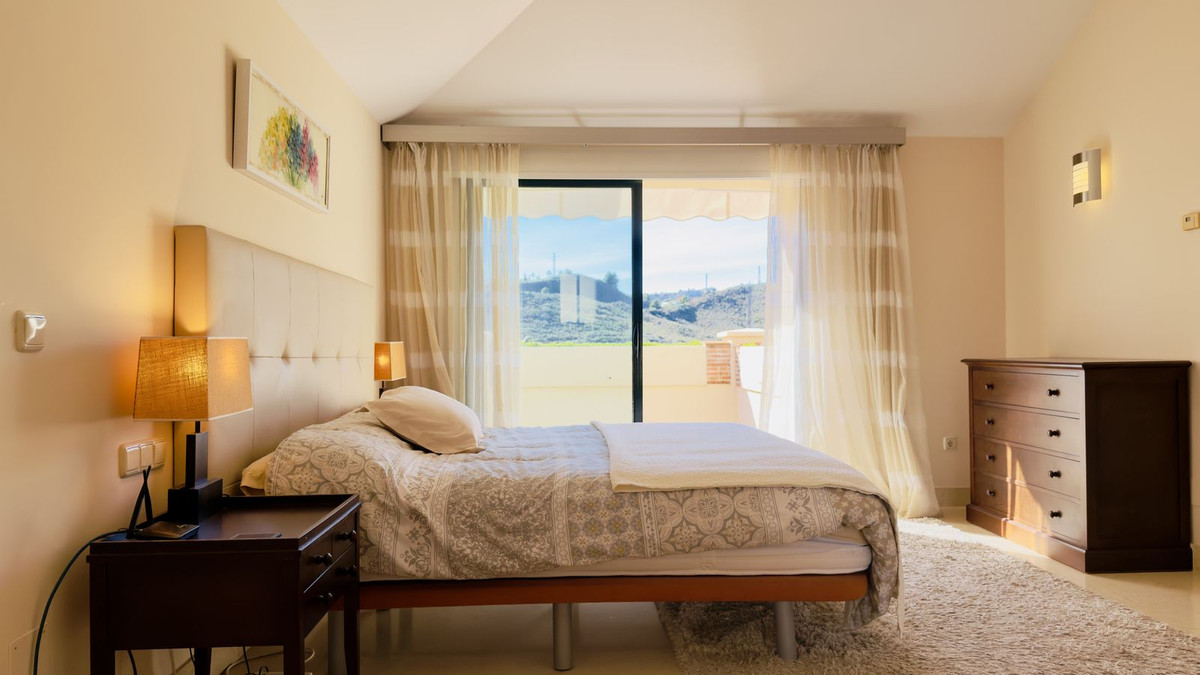 61b35992056058475afd655c2b21a0cf - 4