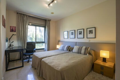 61b35992056058475afd655c2b21a0cf - 7