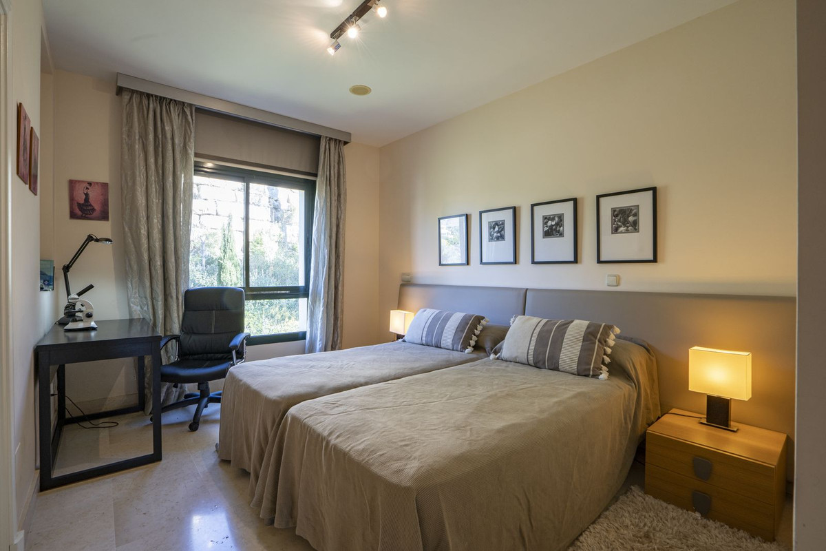 61b35992056058475afd655c2b21a0cf - 7