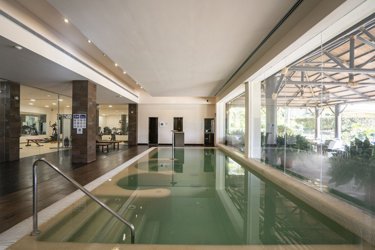 61b35992056058475afd655c2b21a0cf - 9