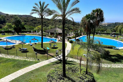 63ae3677e158be3233c42267c4bc32bb - 28