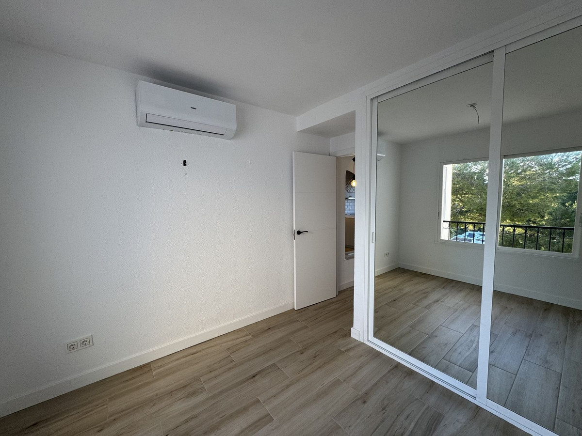 6432e80701729a8f70ab6bcdf276cd68 - 11