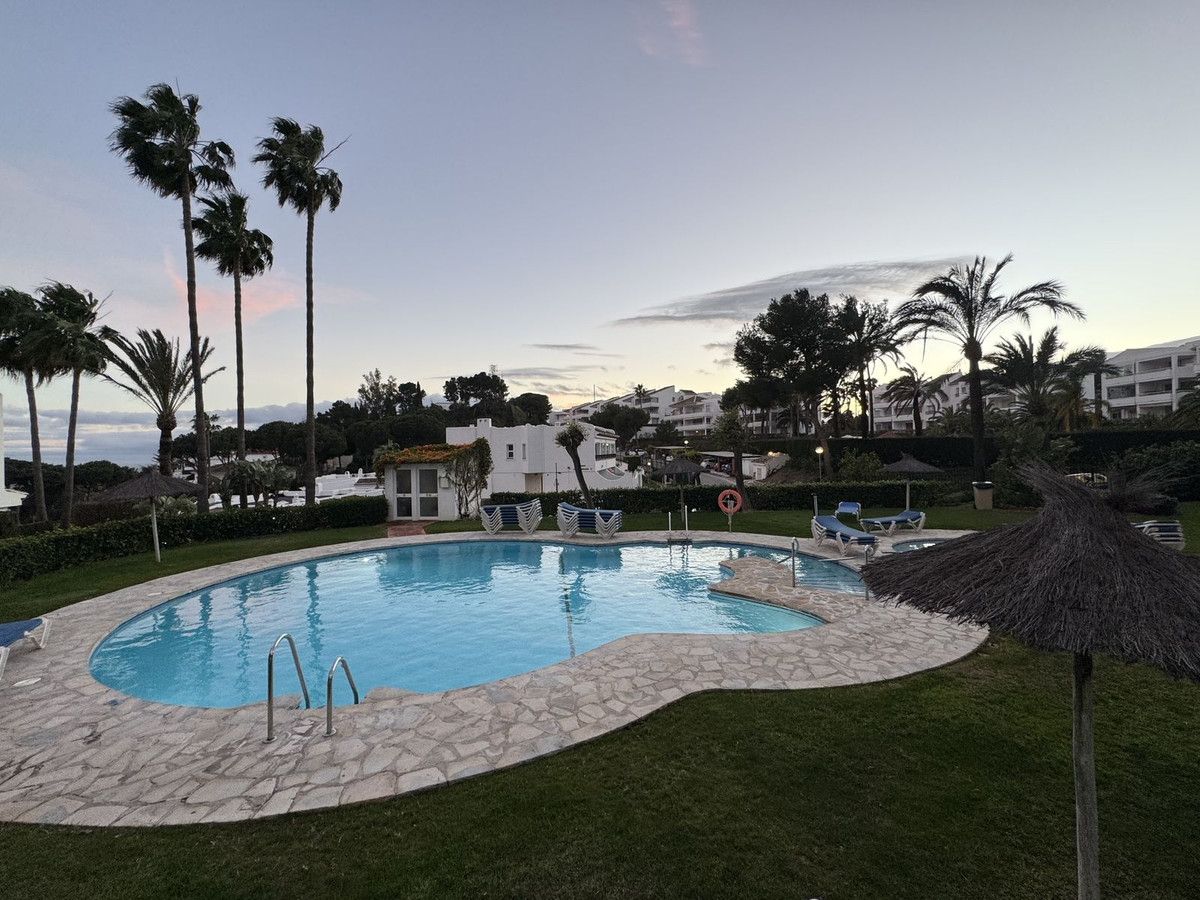 6432e80701729a8f70ab6bcdf276cd68 - 21