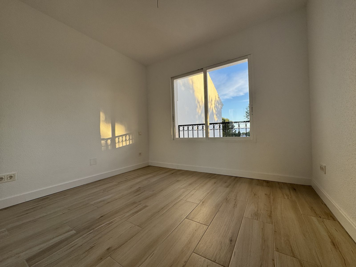 6432e80701729a8f70ab6bcdf276cd68 - 22