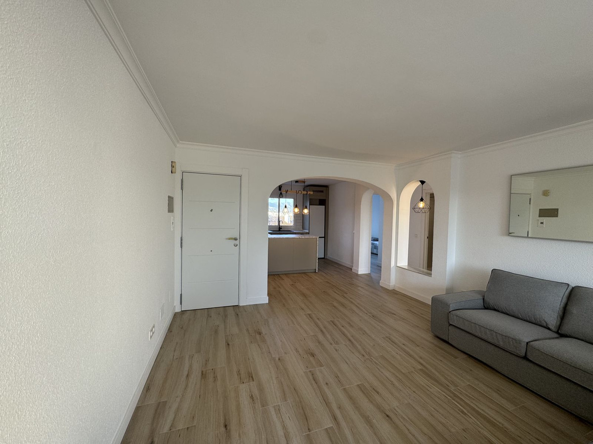 6432e80701729a8f70ab6bcdf276cd68 - 4