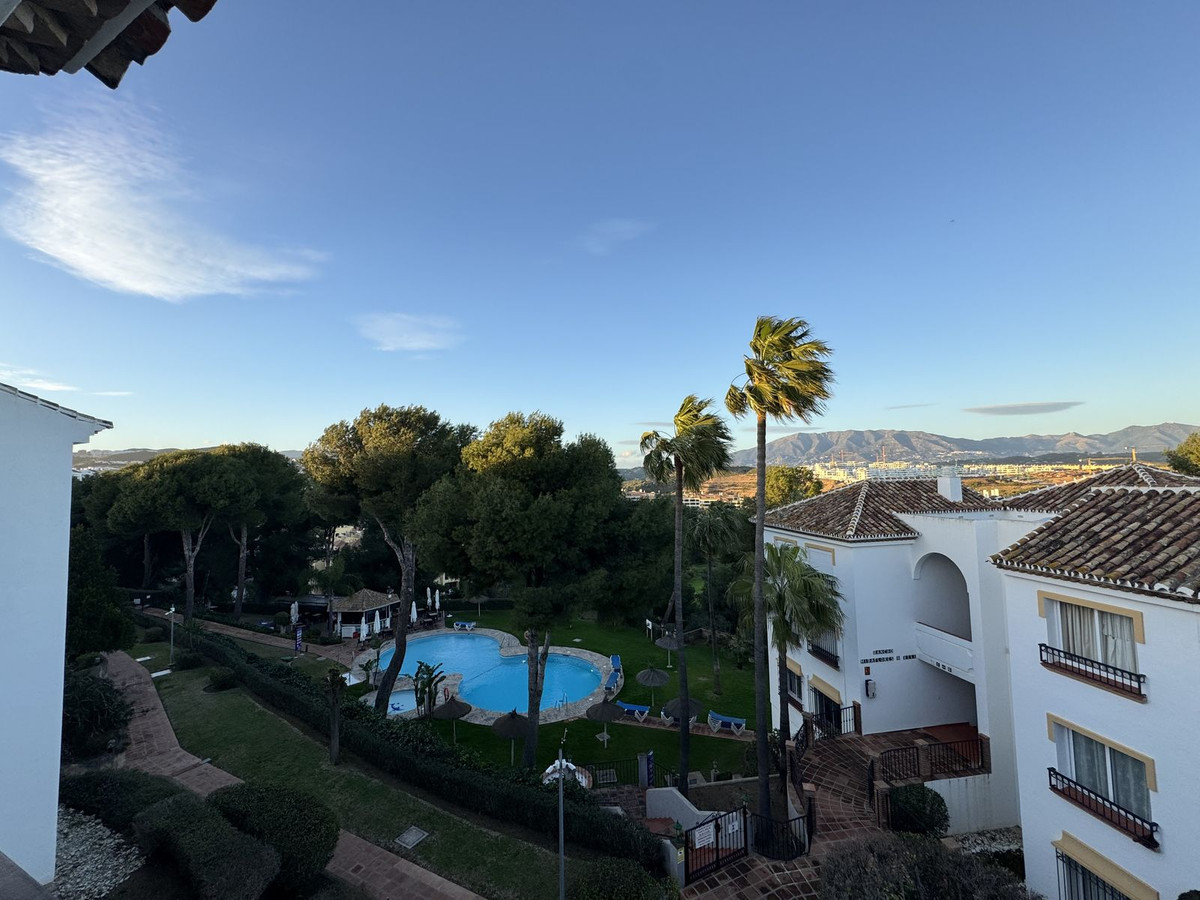 6432e80701729a8f70ab6bcdf276cd68 - 7