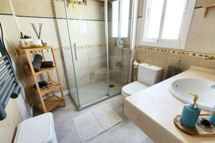 646c66b0fa7bef237f0a1e0efef815bb - 9