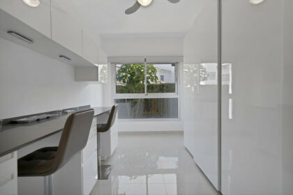 648ee2b4f250c2c63df690858c8555b5 - 16