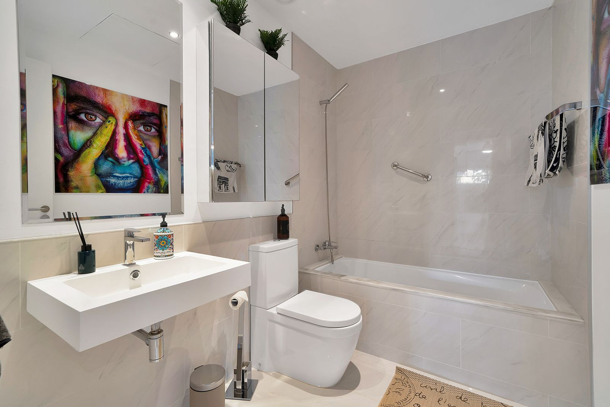 648ee2b4f250c2c63df690858c8555b5 - 30