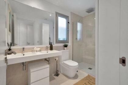 648ee2b4f250c2c63df690858c8555b5 - 32