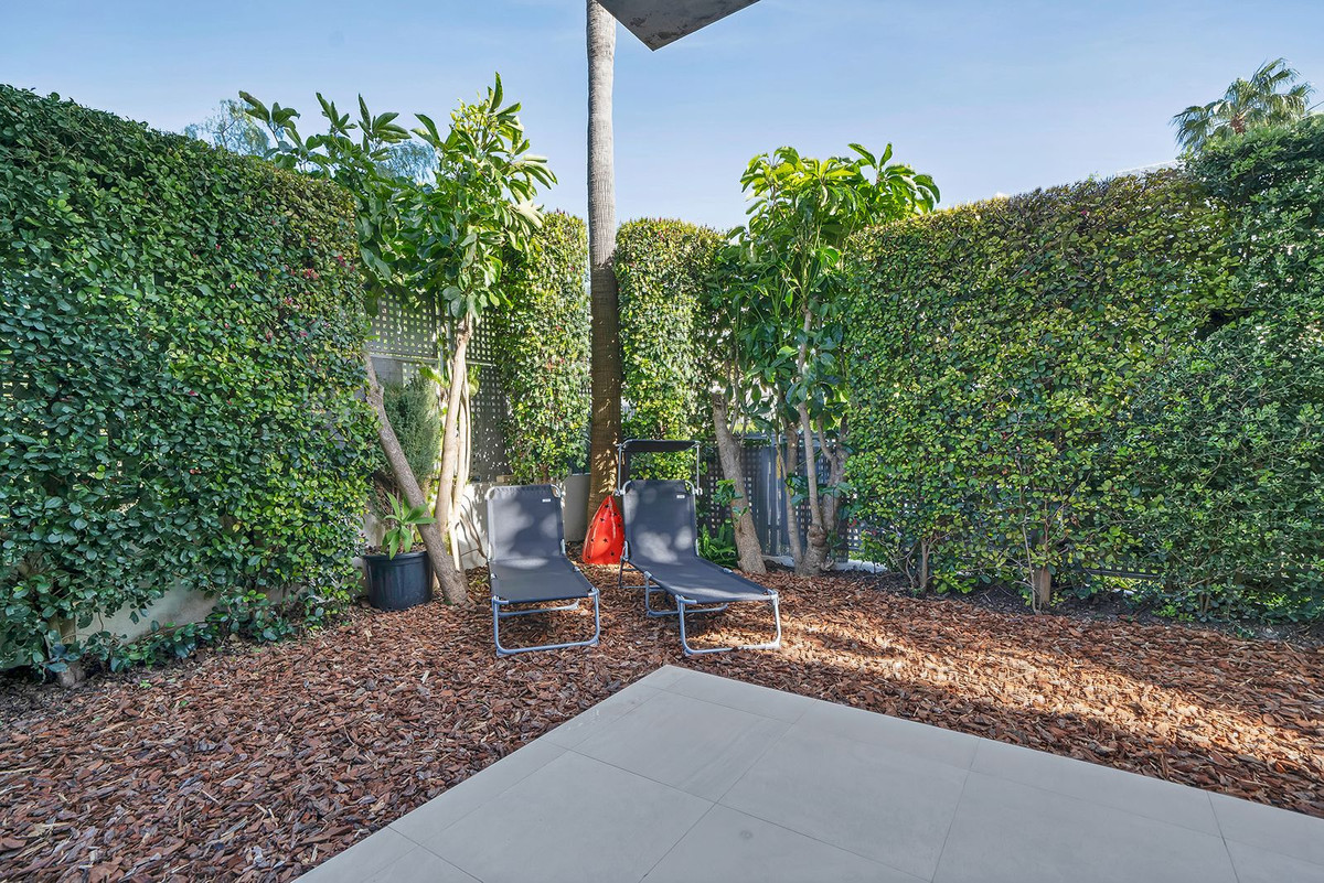 648ee2b4f250c2c63df690858c8555b5 - 36