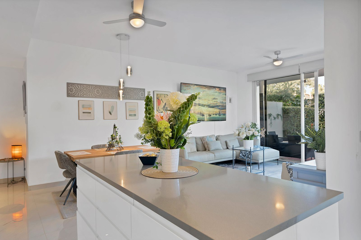 648ee2b4f250c2c63df690858c8555b5 - 4