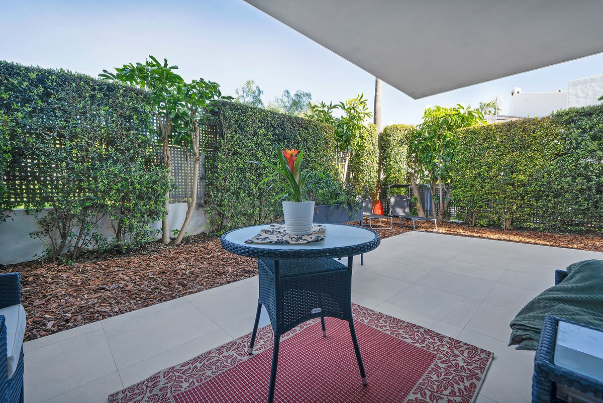 648ee2b4f250c2c63df690858c8555b5 - 41