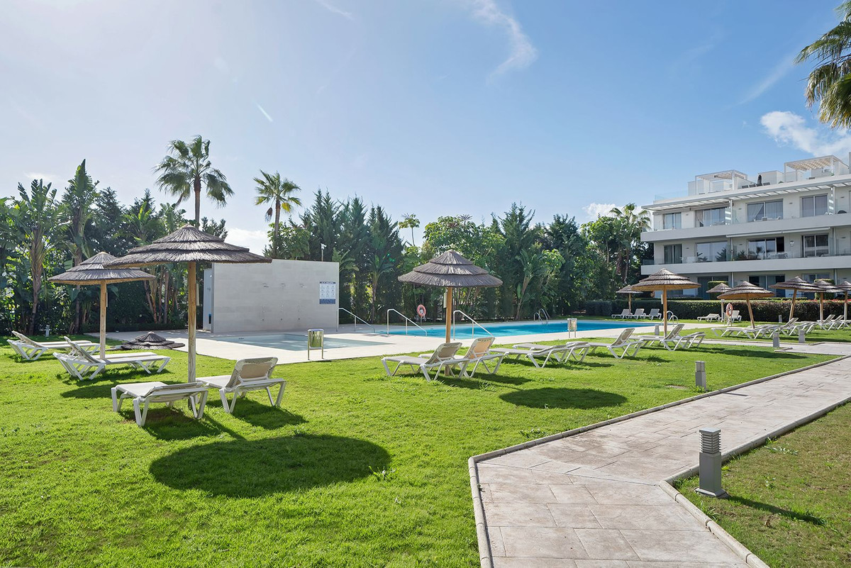 648ee2b4f250c2c63df690858c8555b5 - 42