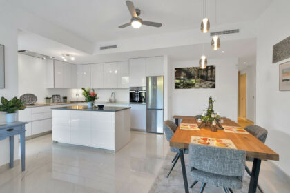 648ee2b4f250c2c63df690858c8555b5 - 8