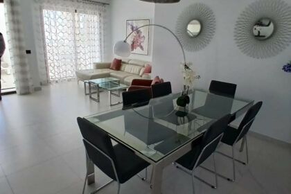 64b15a022e84e127b3c42a72da8ec6d6 - 18