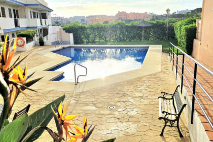 64da464de244701efe7dbd1fab0dcb74 - 1