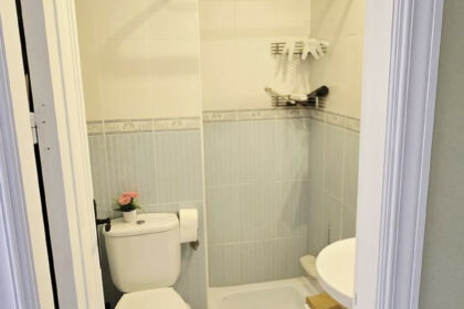 64da464de244701efe7dbd1fab0dcb74 - 16