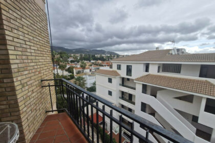 66afc80e06d0b2dedda8bd017fe46cb2 - 23