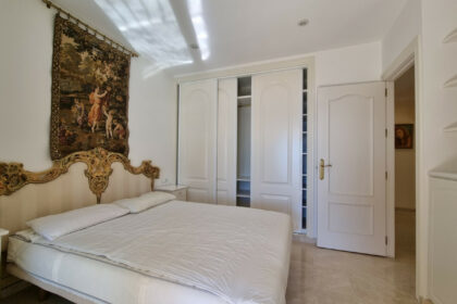 67771bfd3450867c43baaa0882b6bbd5 - 19